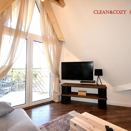 C L E A N&C O Z Y Apartmani ดิฟชิบาเร ภายนอก รูปภาพ
