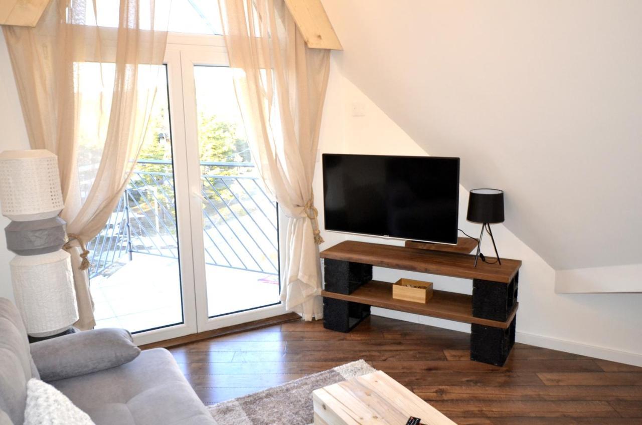 C L E A N&C O Z Y Apartmani ดิฟชิบาเร ภายนอก รูปภาพ